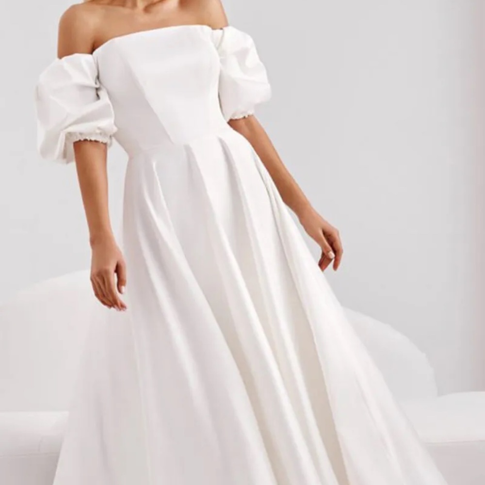 Elegant Off Shoulder Lantern Dress